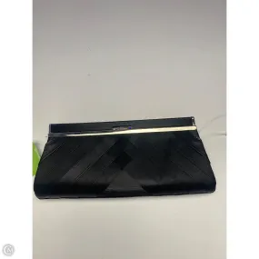 Clutch By Clothes Mentor, Size: Medium