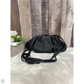Clutch By Cmf, Size: Medium