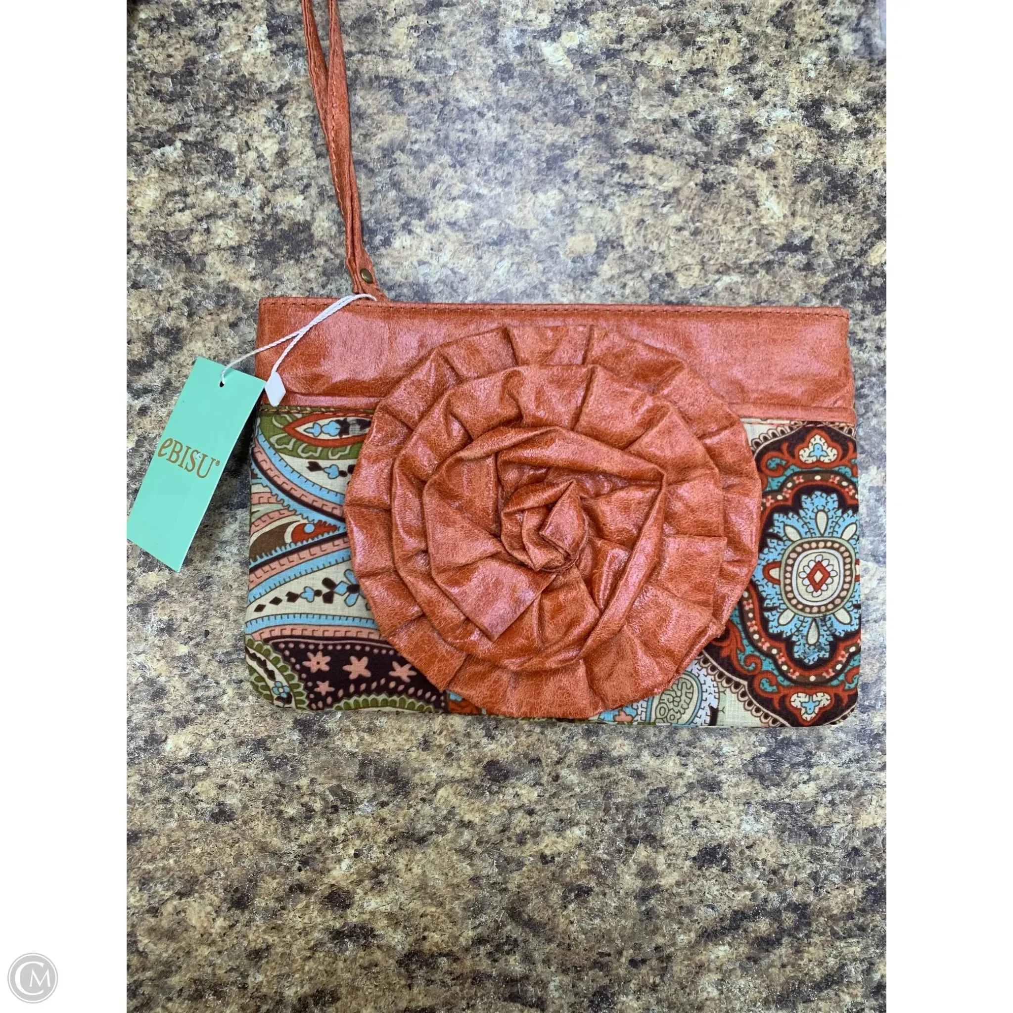 Clutch By Cmf, Size: Small