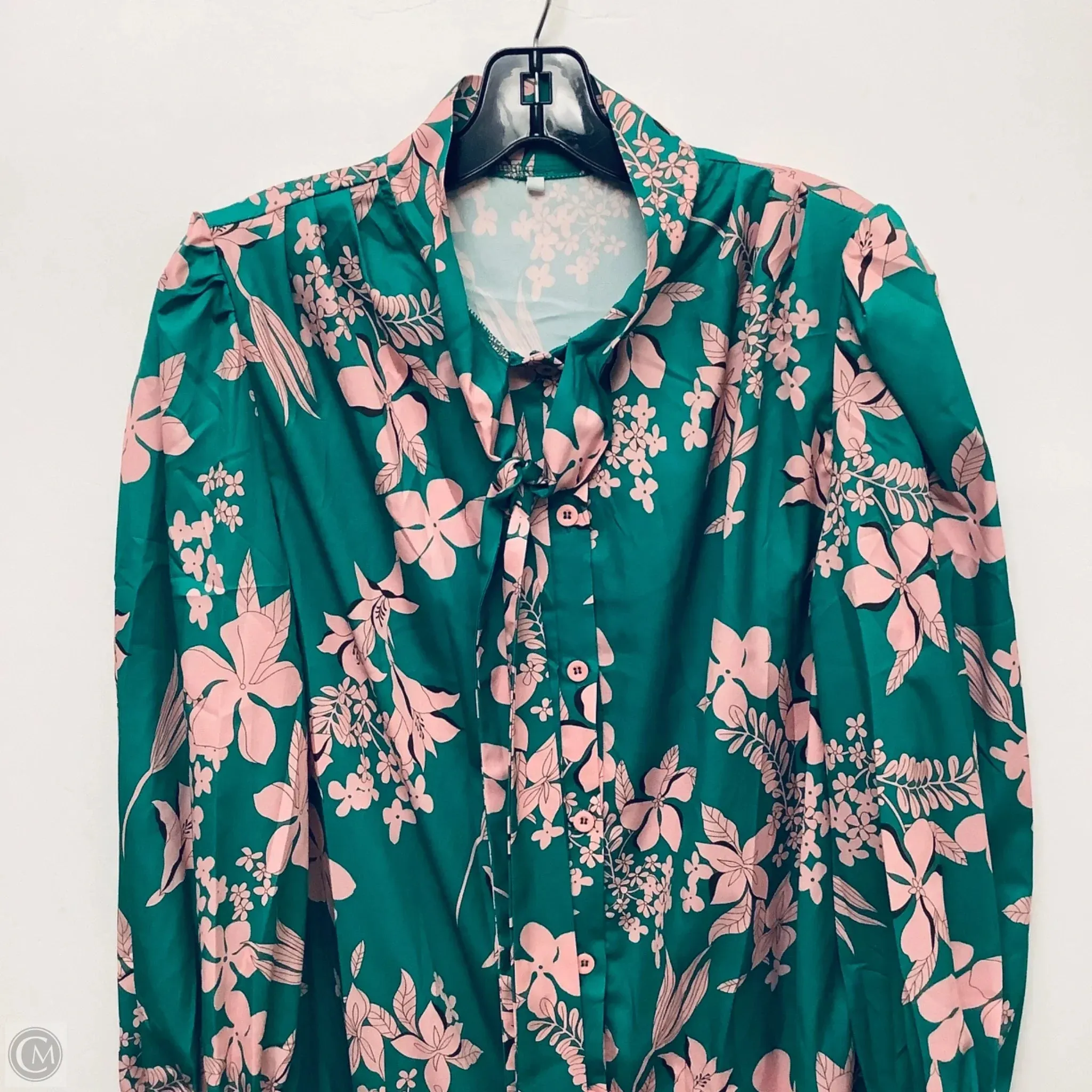 Dress Casual Short By Clothes Mentor In Green & Pink, Size: L