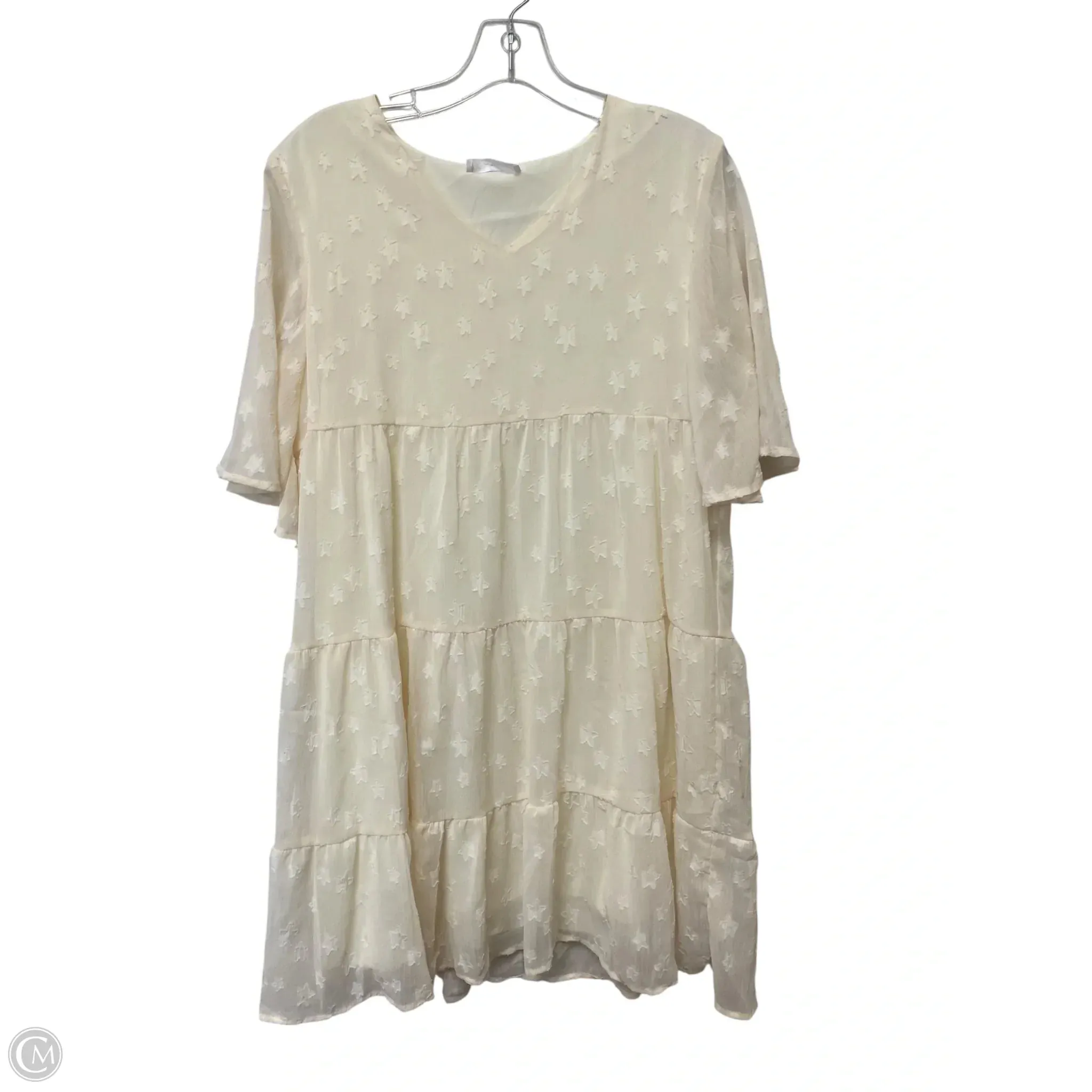 Dress Casual Short By Cmf In Cream, Size: M
