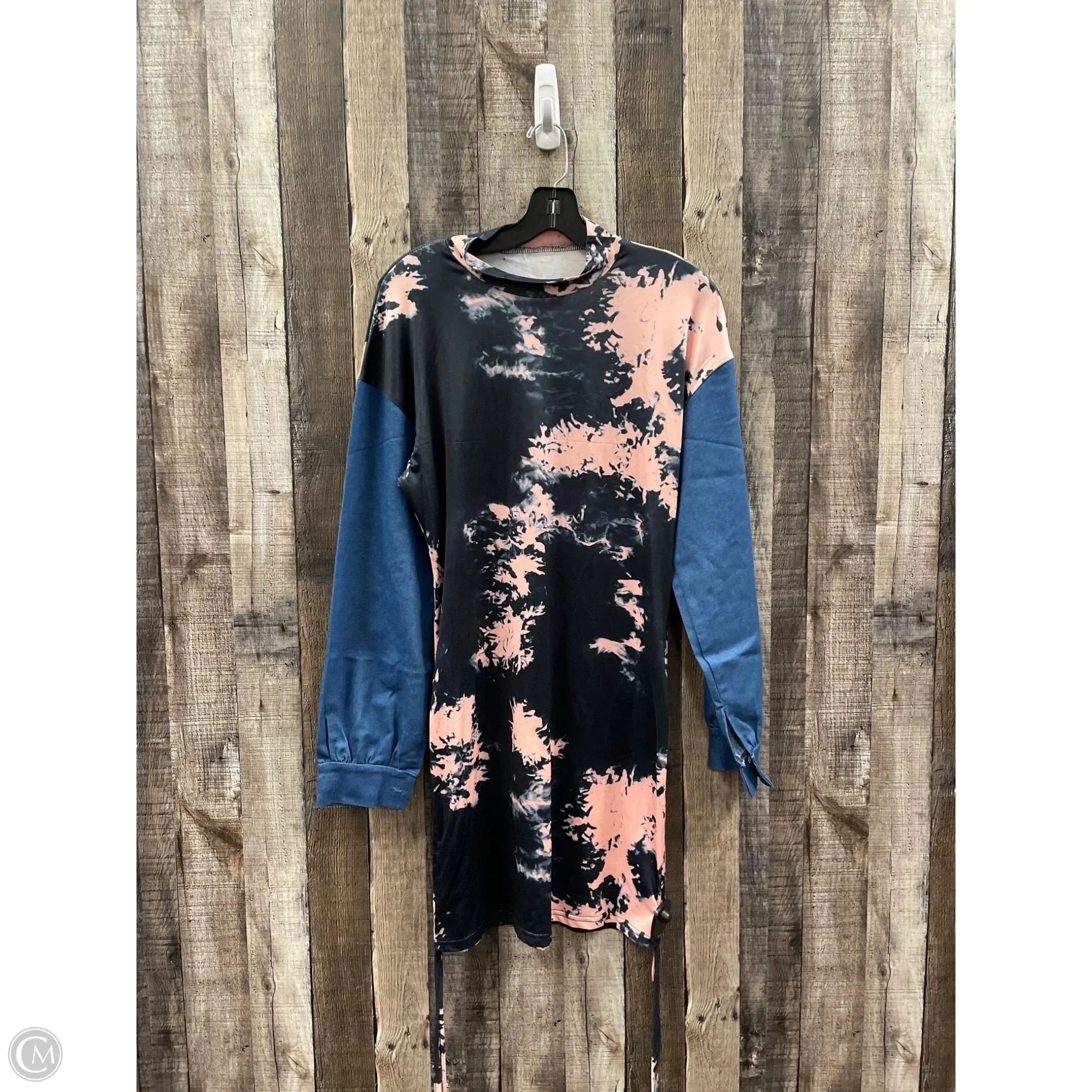 Dress Casual Short By Cmf In Multi-colored, Size: L