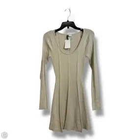 Dress Casual Short By Divided In Tan, Size: M