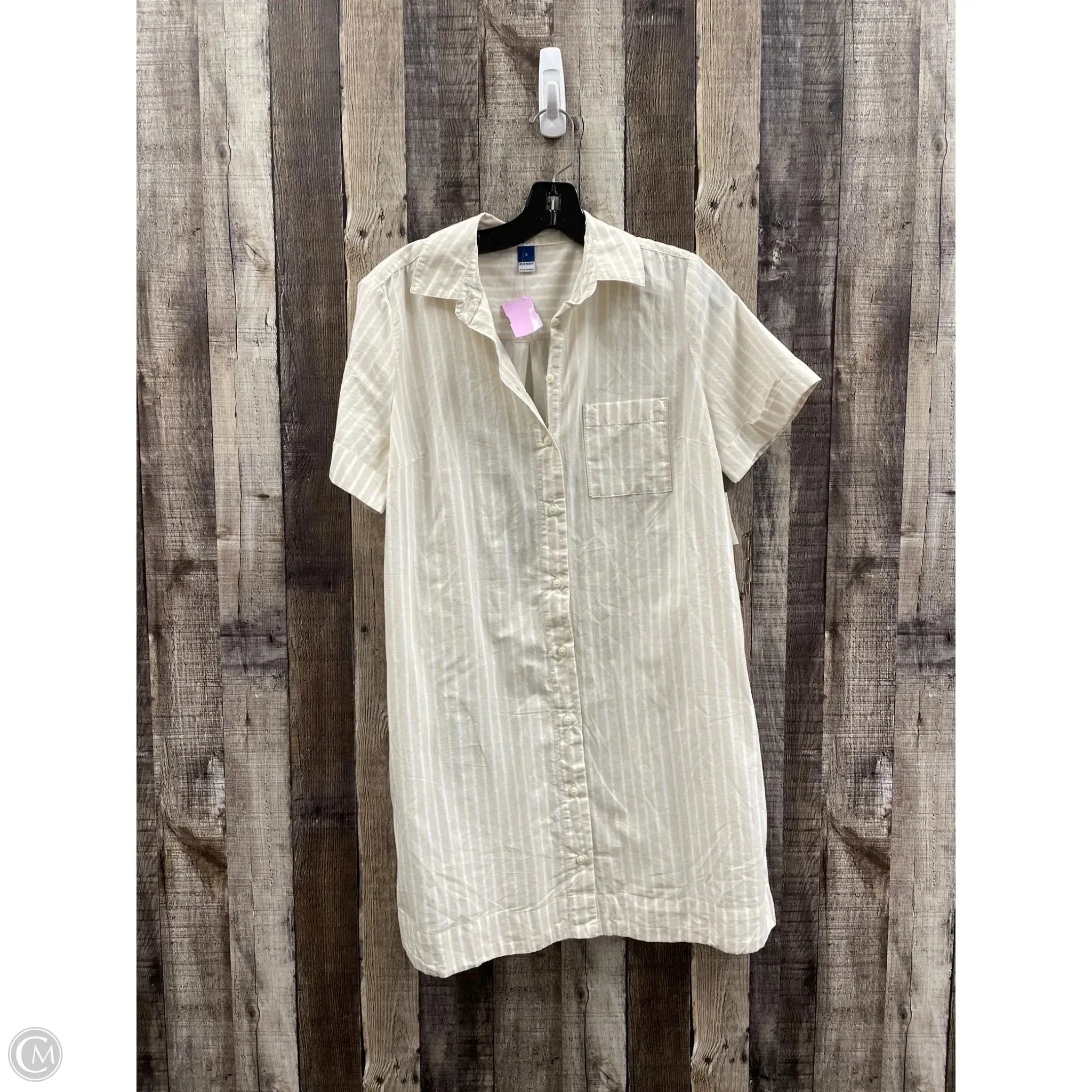 Dress Casual Short By Old Navy In Striped Pattern, Size: S