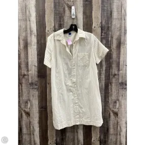 Dress Casual Short By Old Navy In Striped Pattern, Size: S
