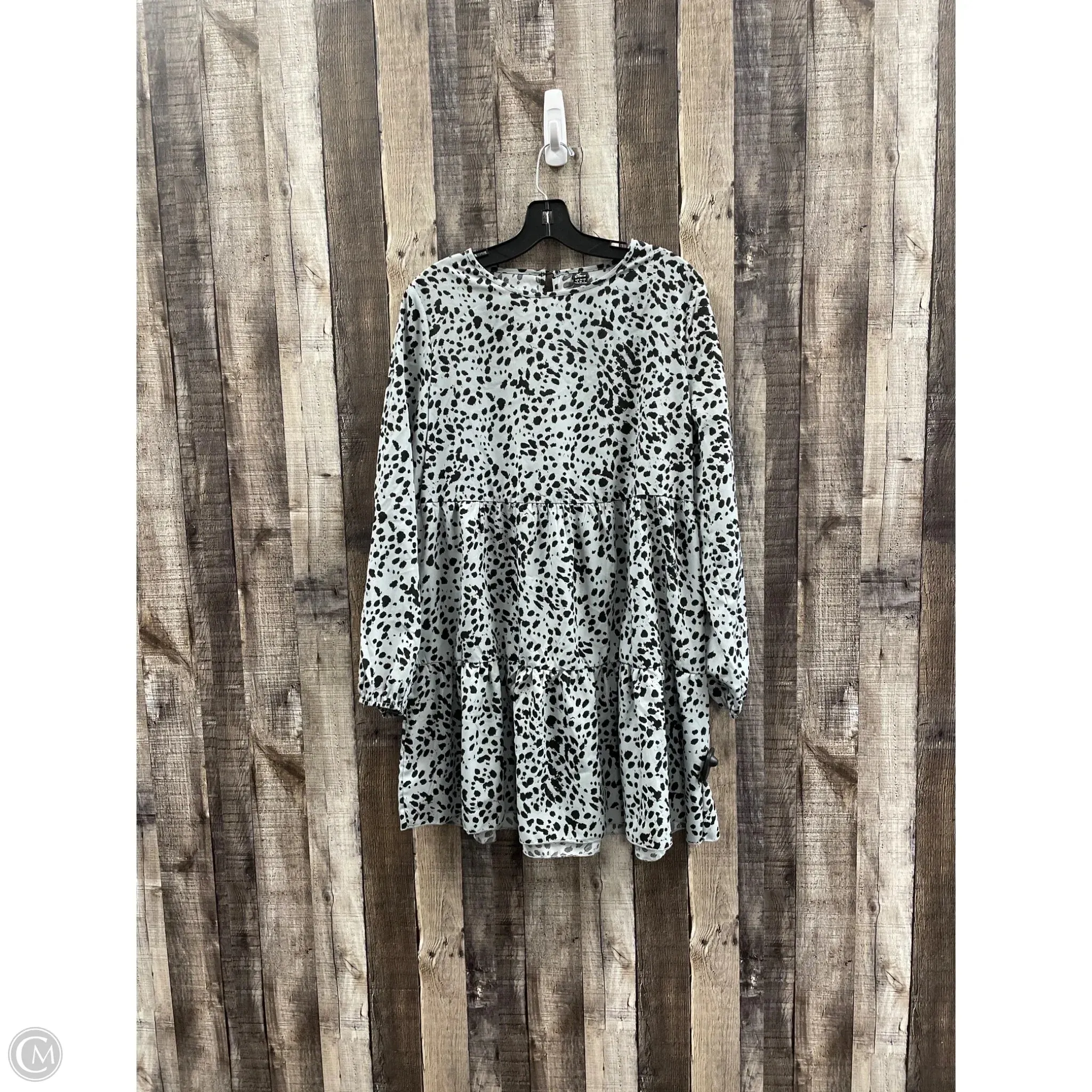 Dress Casual Short By Shein In Black & Grey, Size: S