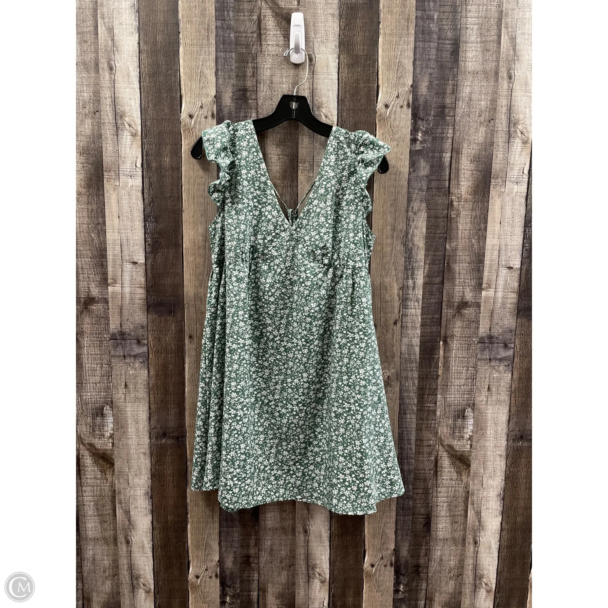 Dress Casual Short By Shein In Green & White, Size: M