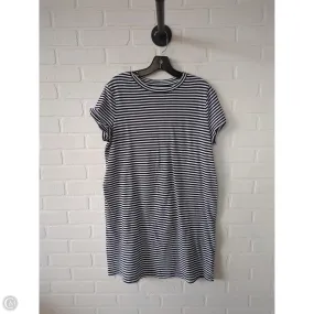 Dress Casual Short By Time And Tru In Black & White, Size: M