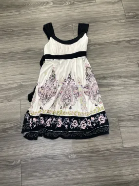 Dress Casual Short By Trixxi  Size: S