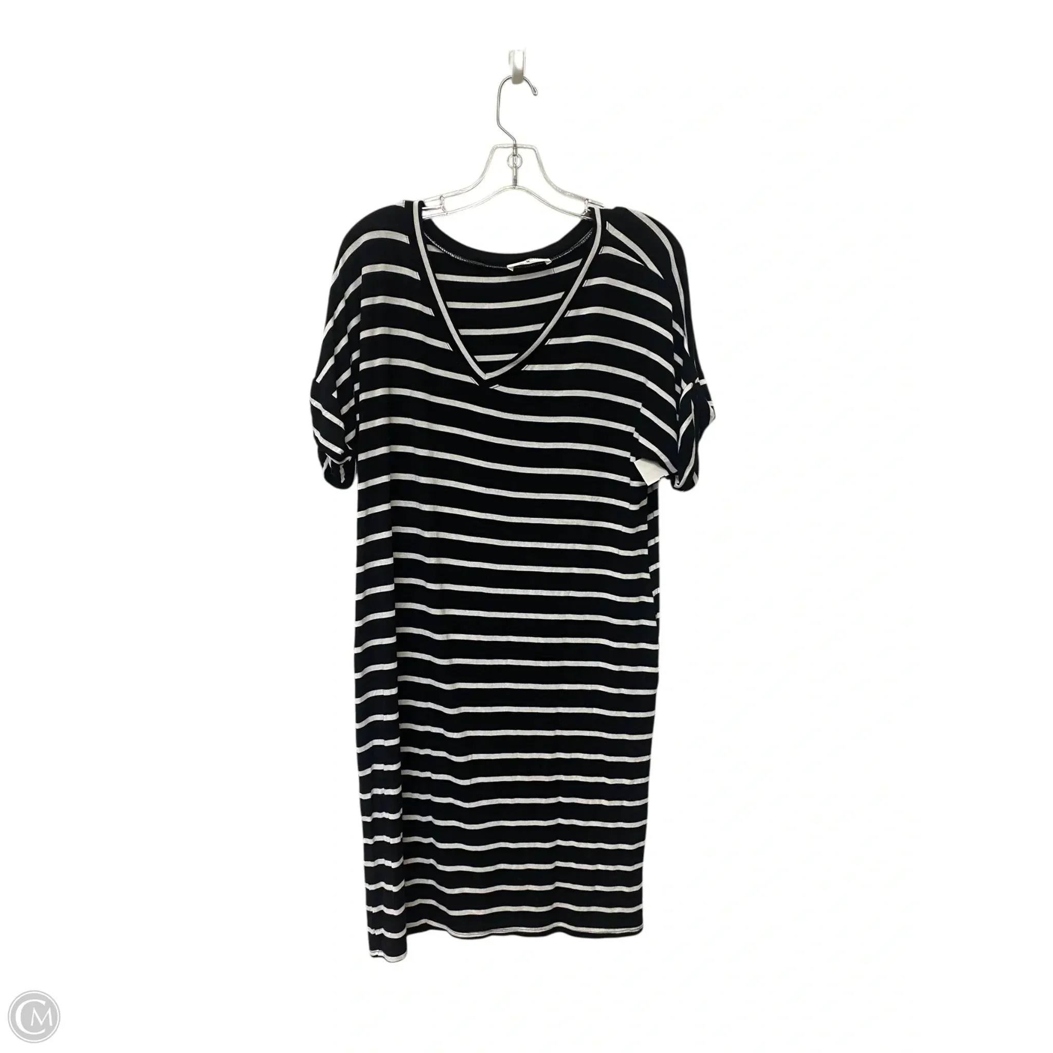 Dress Casual Short By Zenana Outfitters In Striped Pattern, Size: M