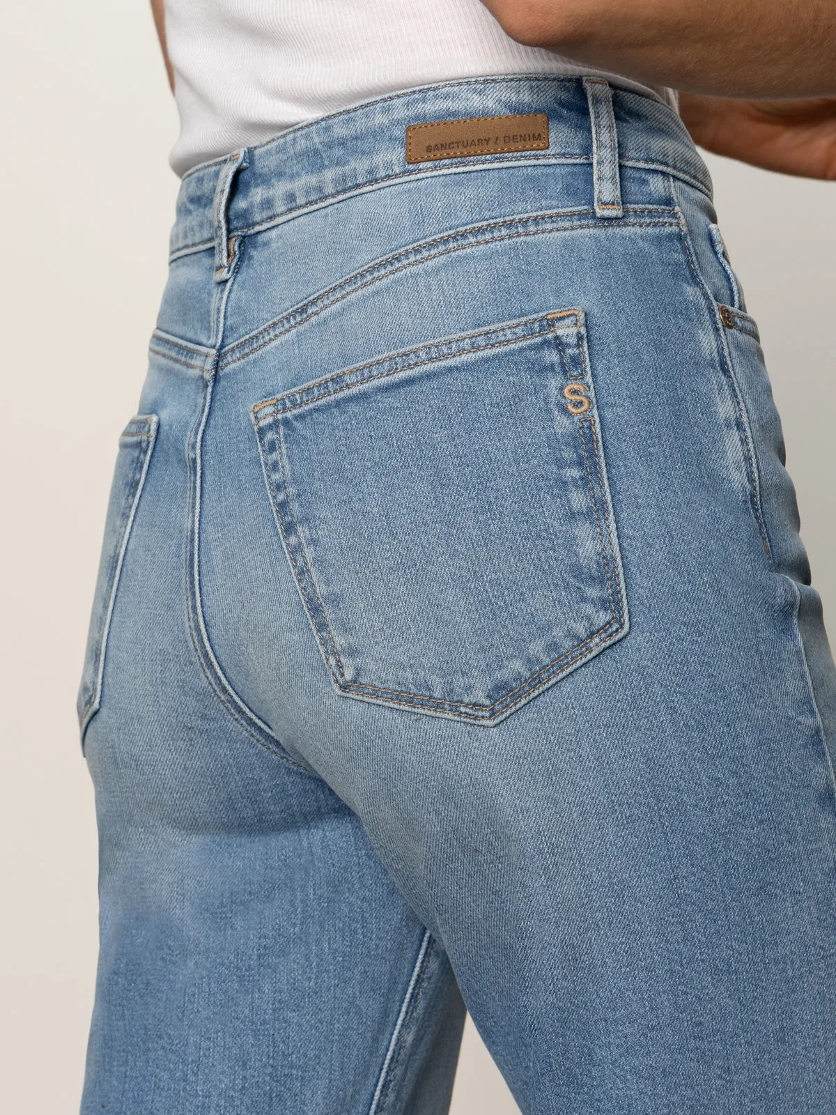 Ekara Slim Wide Semi High Rise Jeans Light