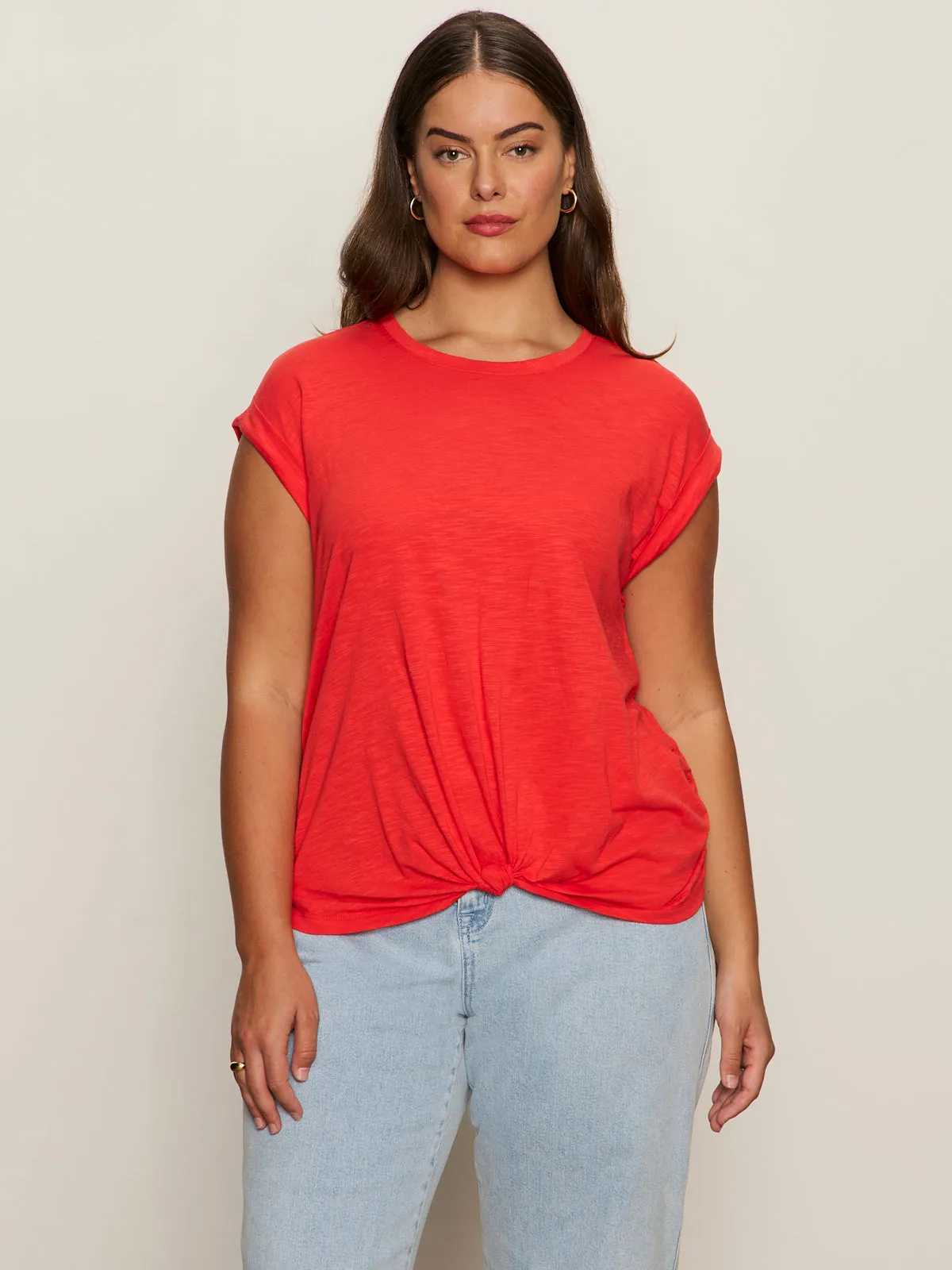 Knotted Muscle Tee Cayenne Extended Sizing