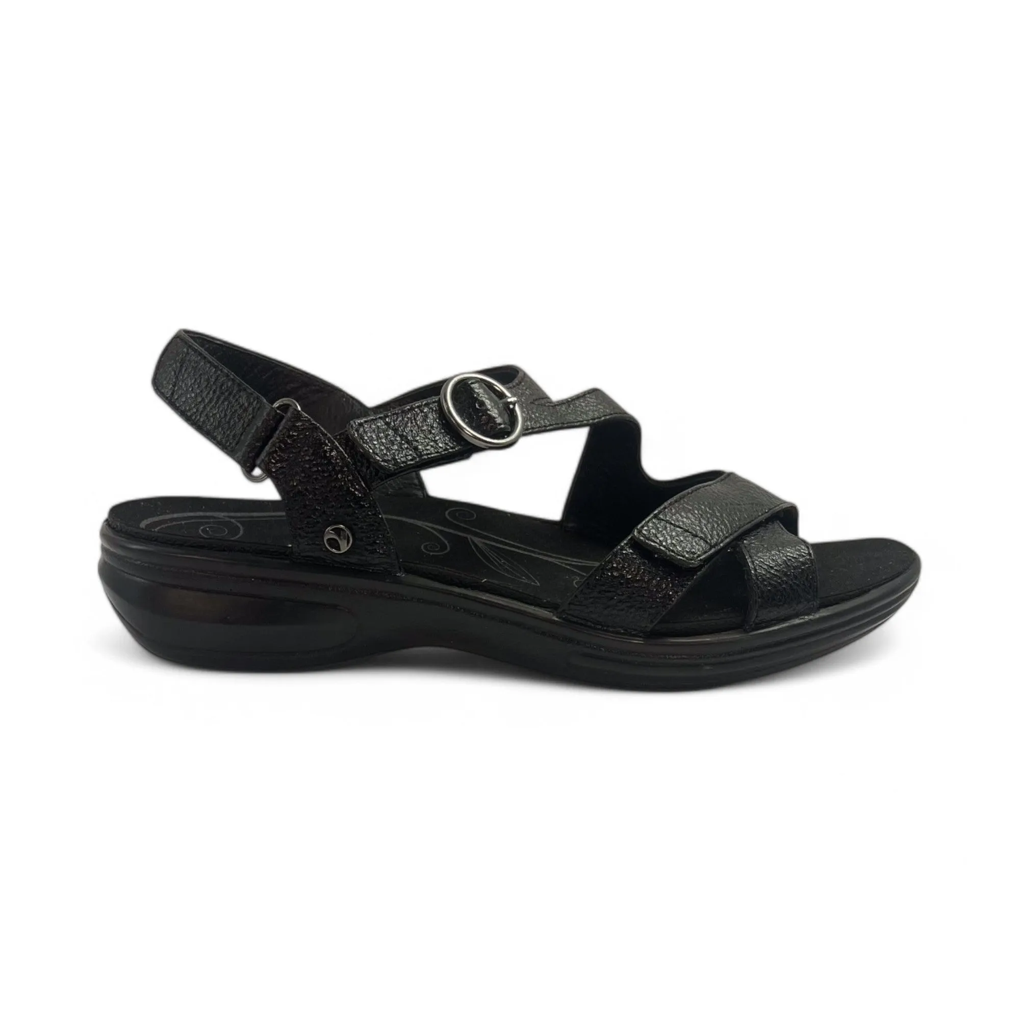 Nagoya 3-Strap Adjustable Comfort Sandal - Customizable Support & Style