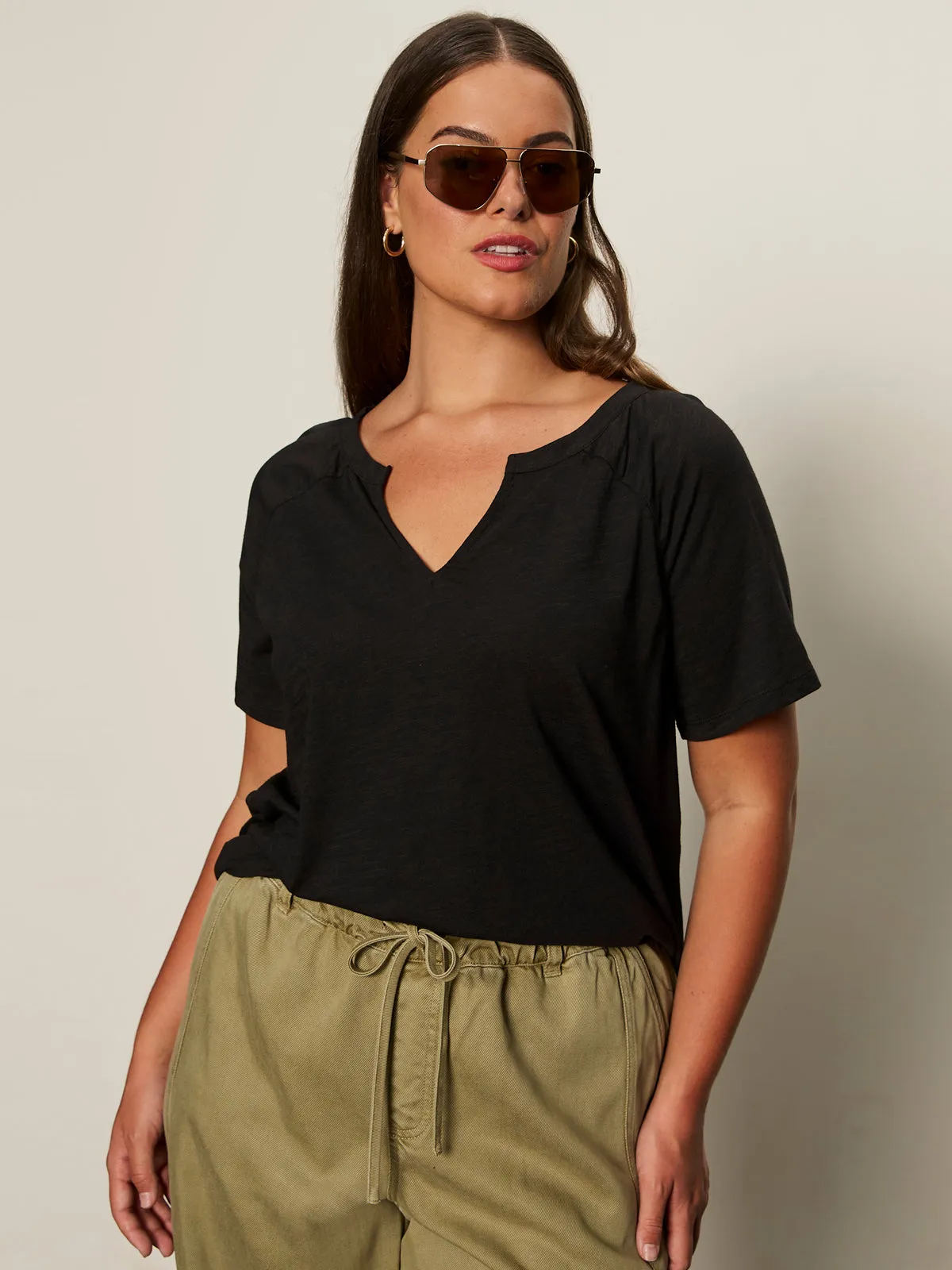 Notch Neck Tee Black Extended Sizing