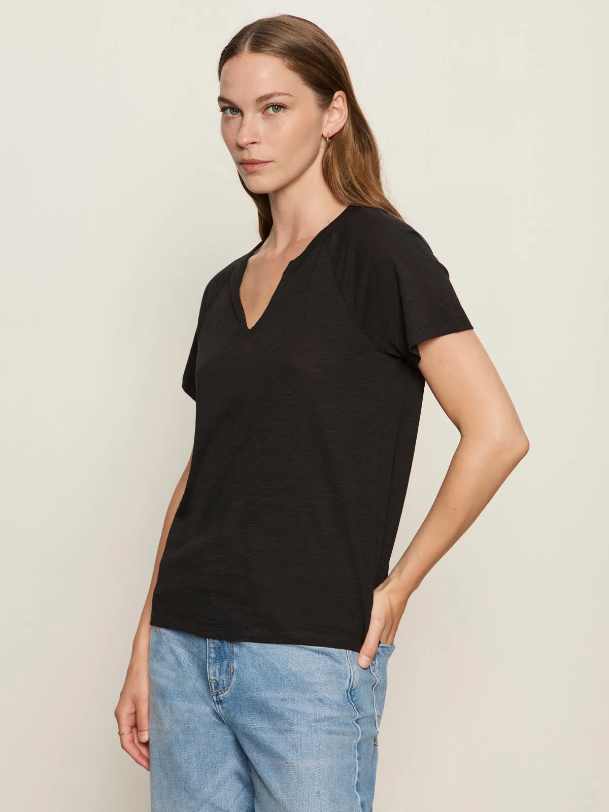 Notch Neck Tee Black