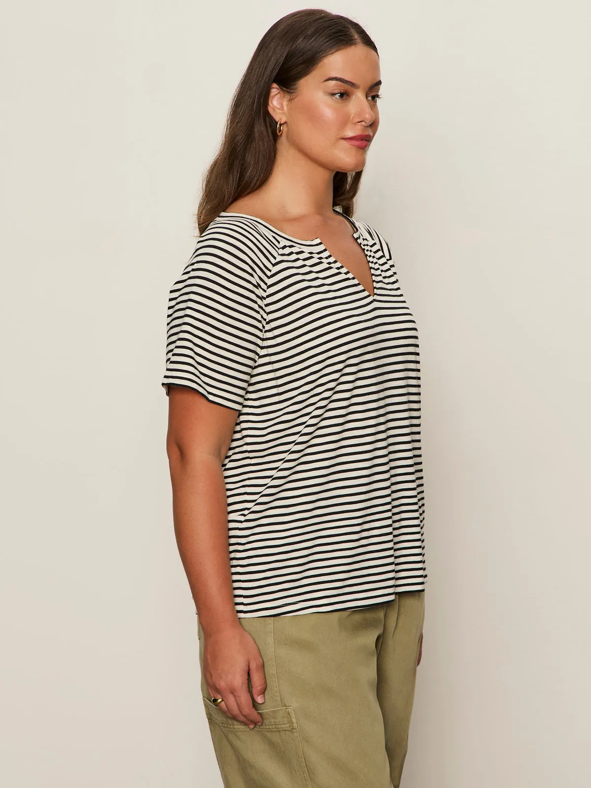 Notch Neck Tee Light Oat/Black Stripe Extended Sizing