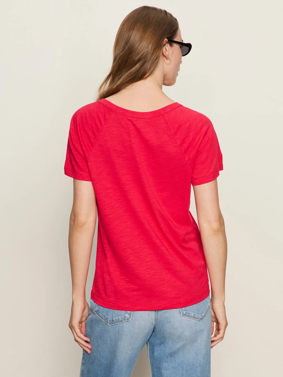 Notch Neck Tee Radiant