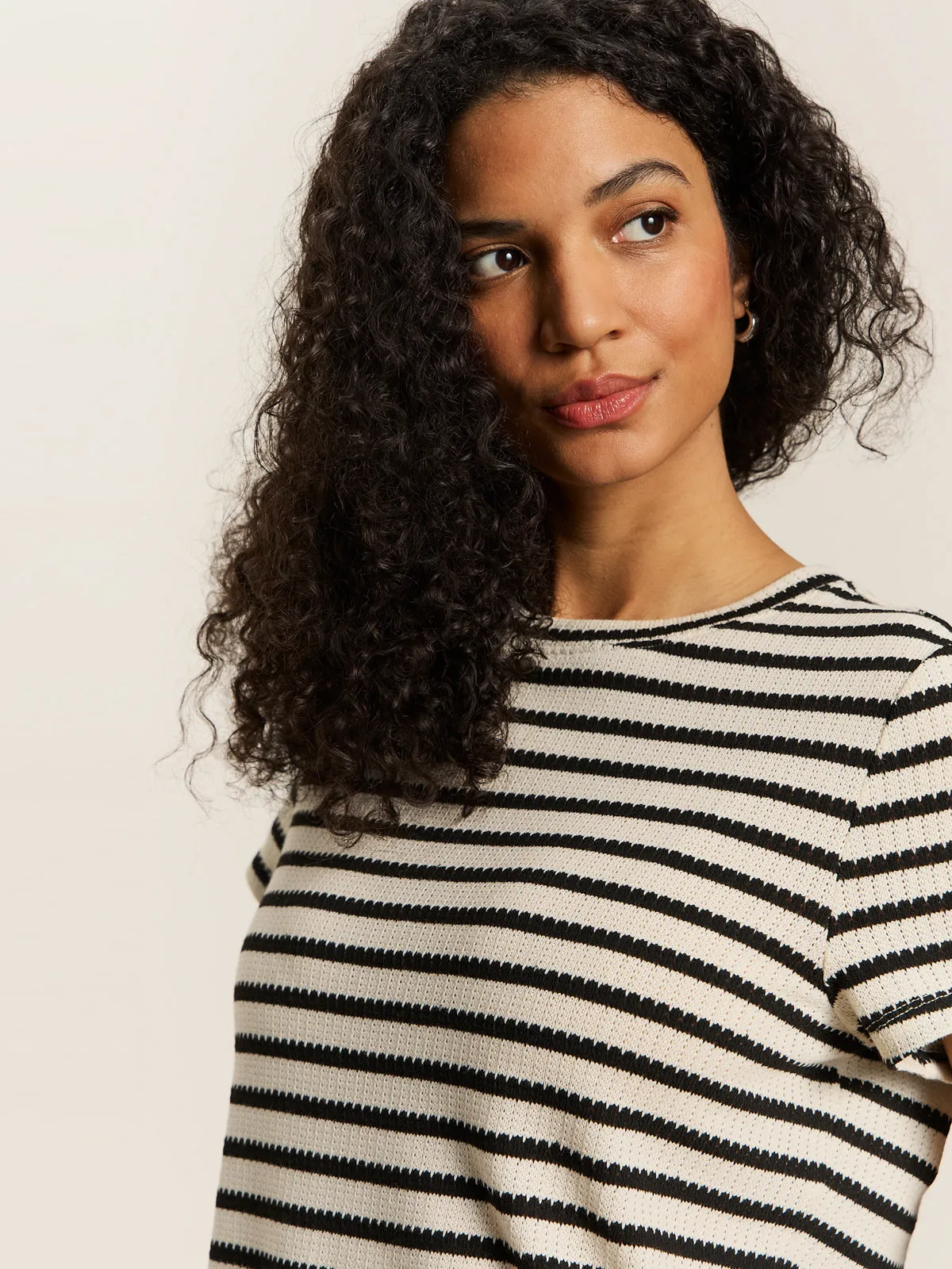 Perfect Textured Tee Macrame Black Stripe