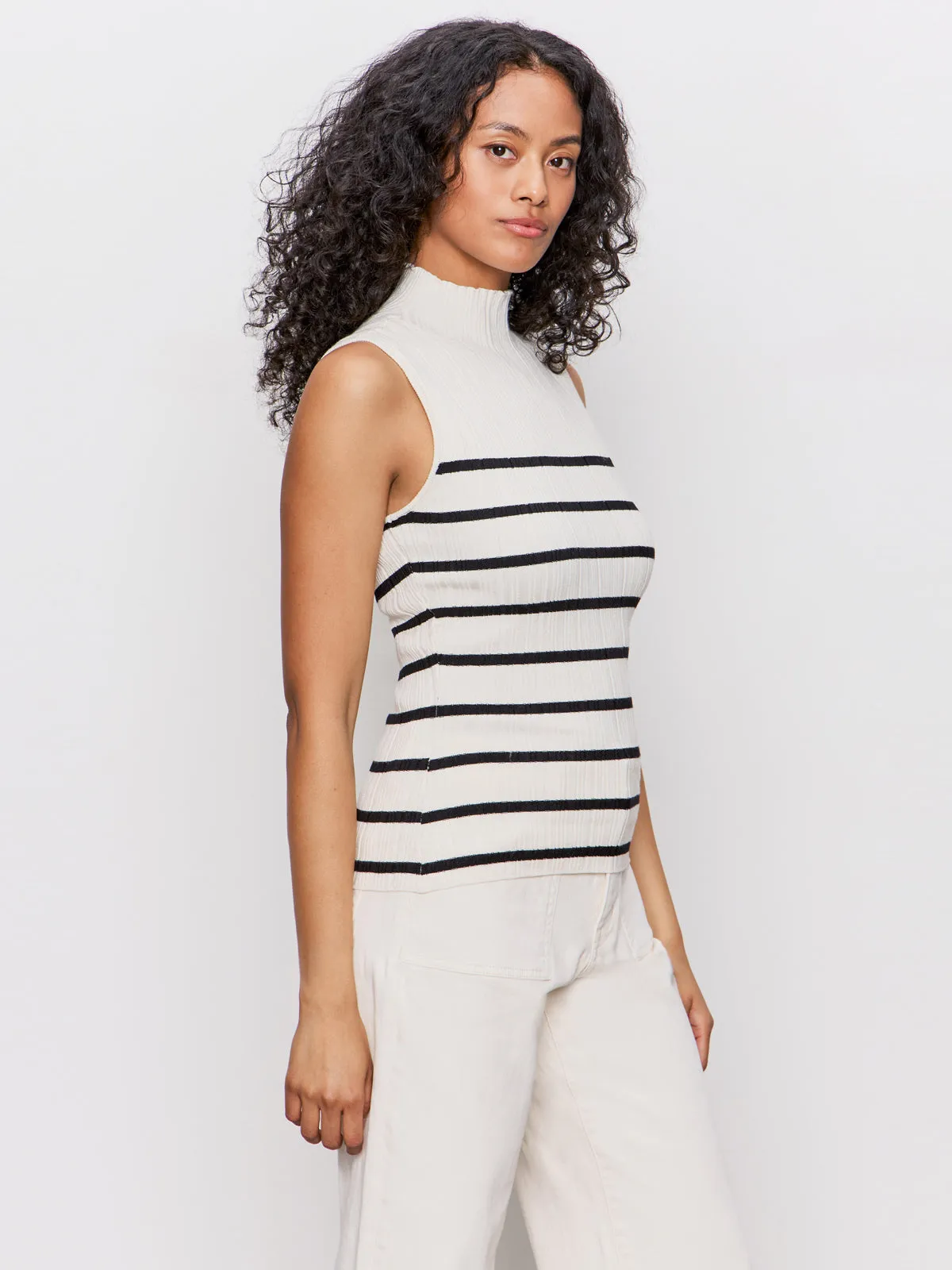 Ribbed Funnel Neck Top Light Oat/Black