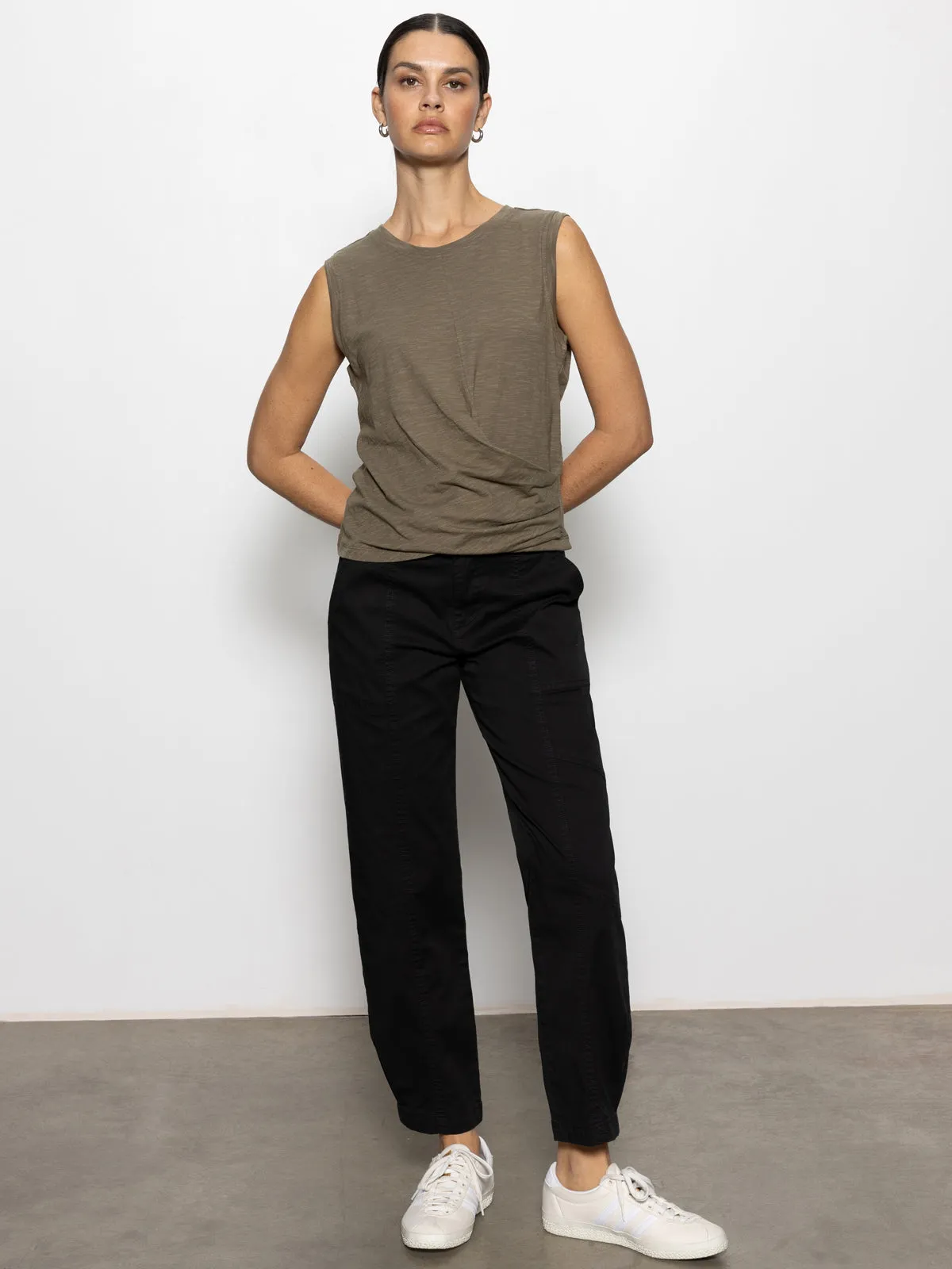 Sahara Tapered Standard Rise Pant Black