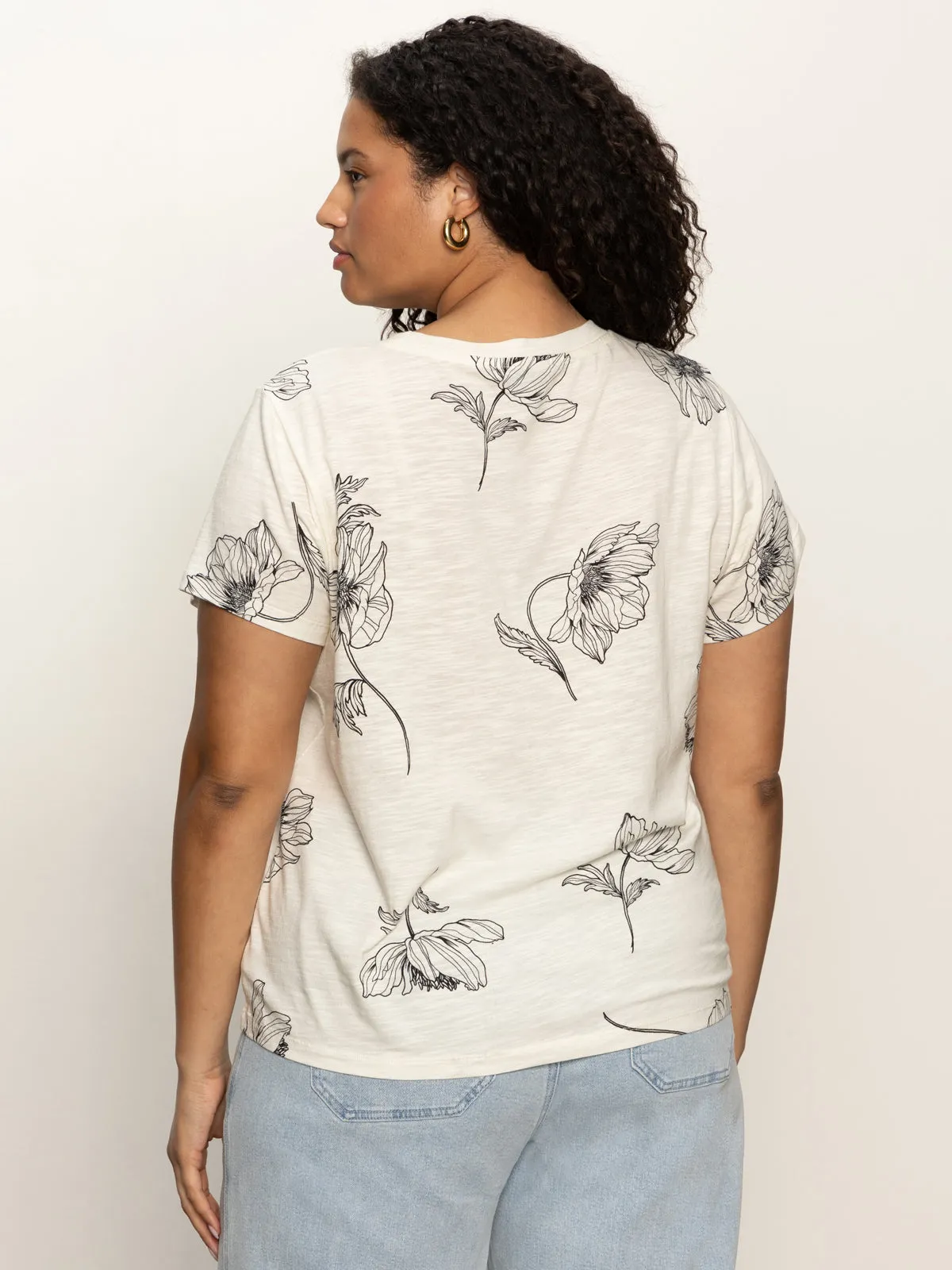 The Perfect Tee Sketched Botanic Extended Sizing