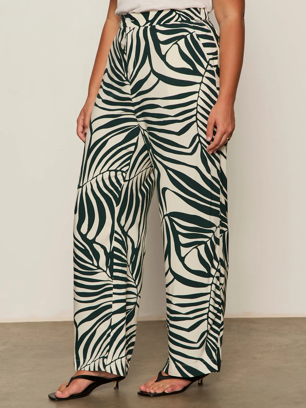The Soft Trouser Green Oasis Extended Sizing