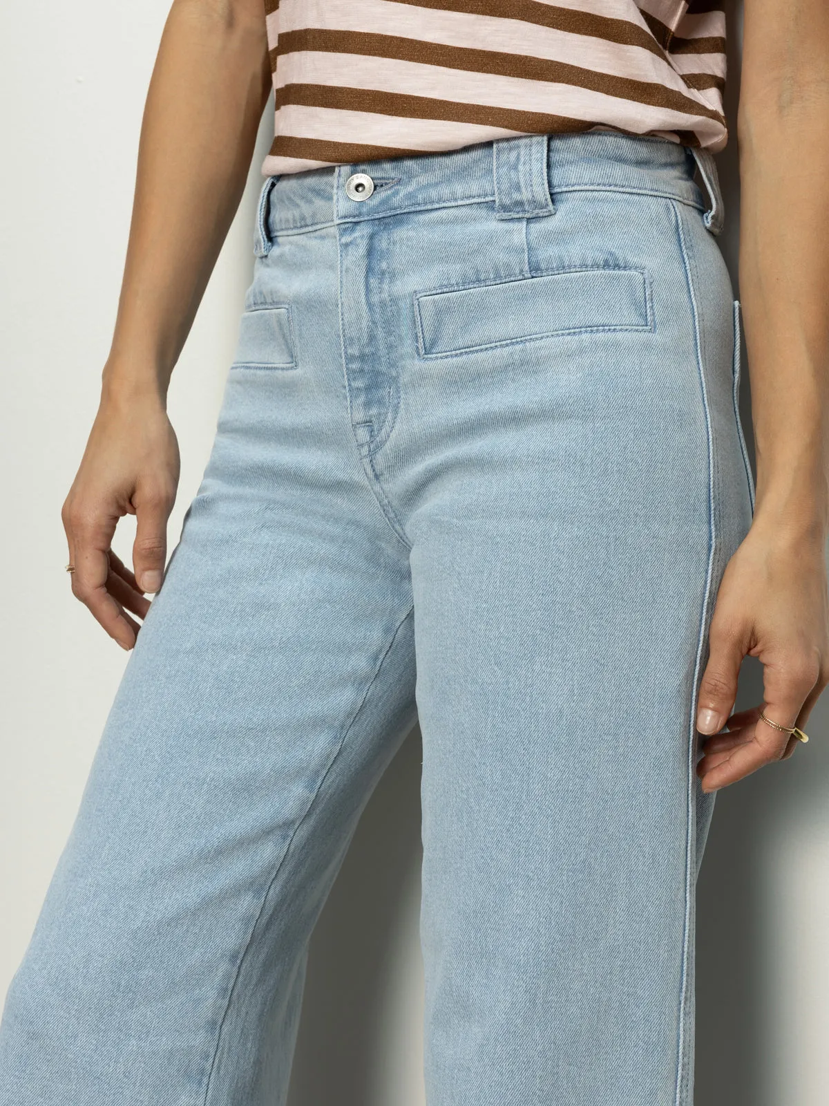 Voyage Standard High Rise Crop Jeans Winner's Circle