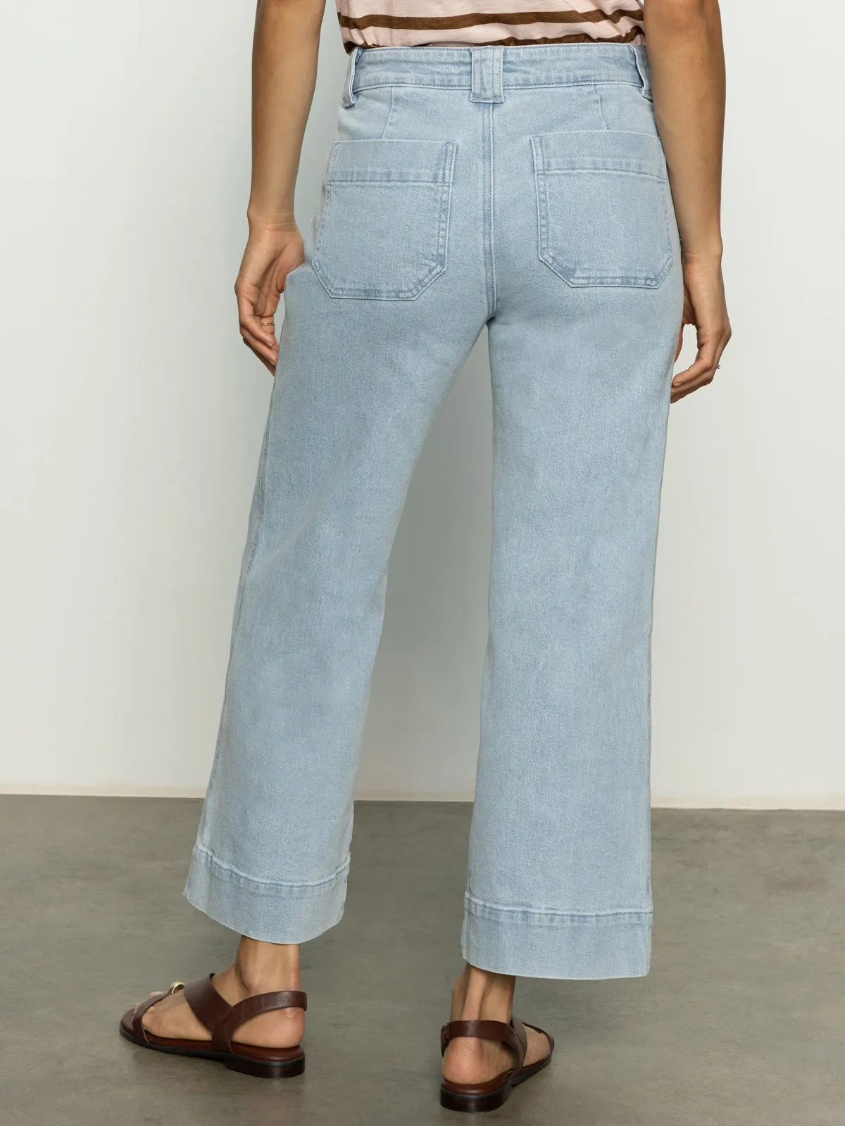 Voyage Standard High Rise Crop Jeans Winner's Circle